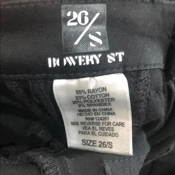 Black Boot cut stretchy jeans size 26 short - Picture 7 of 7
